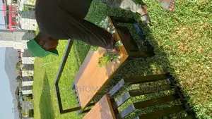 Artificial Plant Installation