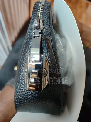 Wiwu Alpha Anti Theft Clutch Bag