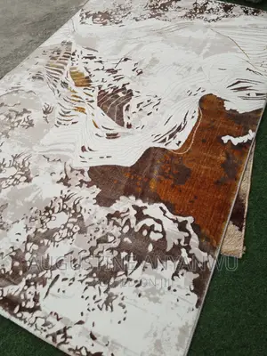Quality Turkish Center Rug for Living Room and Hotels