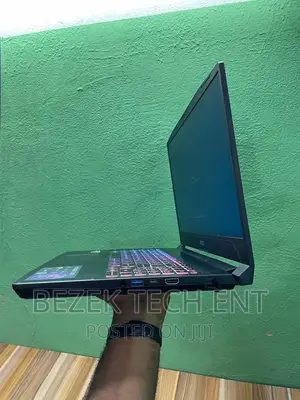 New Laptop MSI Katana 15 16GB Intel Core I7 SSD 1T