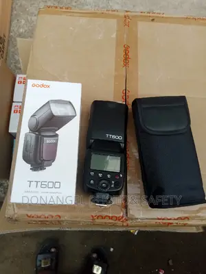 TT600 Camera Flash