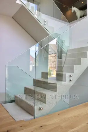Transparence Glass Staircase