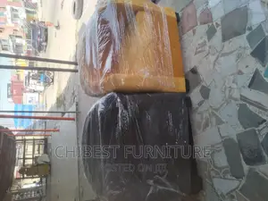 Quality Single Seater Ulphostery Padded Sofa Fabric Chair