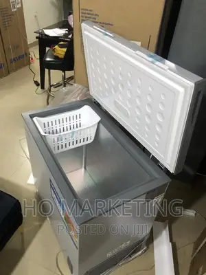 - Sky Run Chest Freezer 200l -Interior Led Light