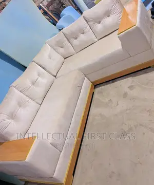 Quality L-Shaped Living Room Sofa Chair.