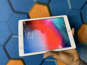 Apple iPad 9.7 32 GB