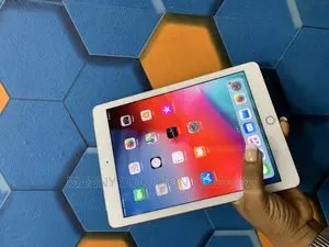 Apple iPad 9.7 32 GB