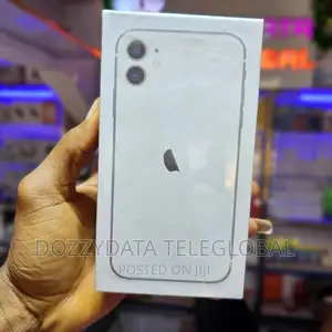 New Apple iPhone 11 64 GB White
