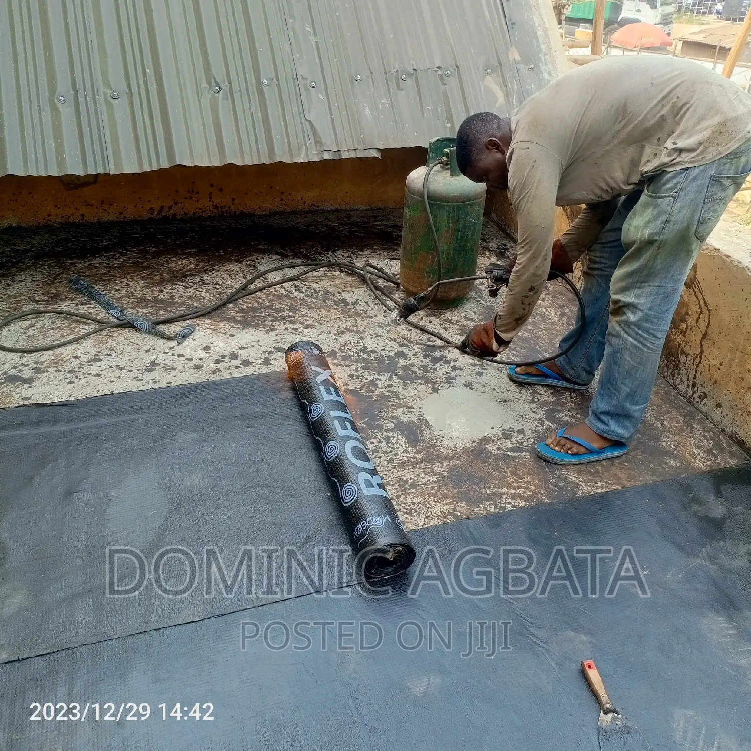 Earnest Waterproofing Installer