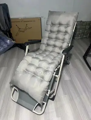 Executive Relaxing Foldable Chair