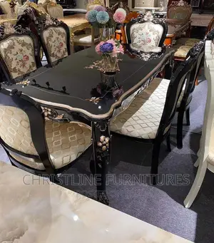 Royal Dining Table