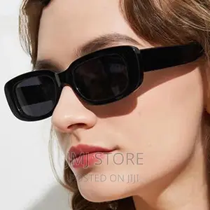 Revolves Fashion Glass