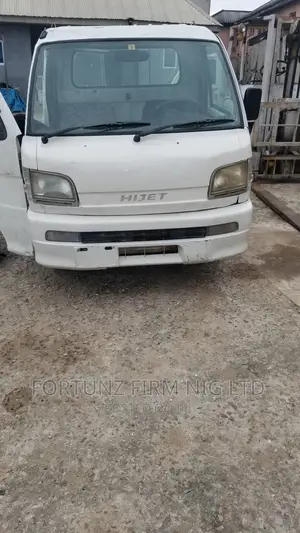 New Model Daihatsu Hijet Truck 2009 White