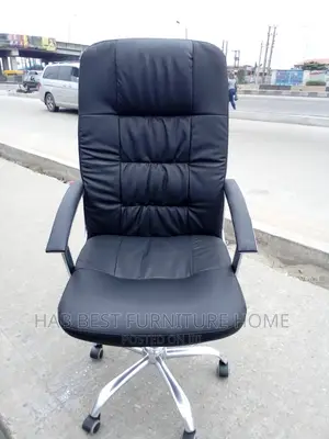 Executive Office Chair (9926 Office Chair)