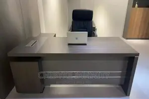 ECUTIVE OFFICE TABLE With EXTENTION Available for Purchase.