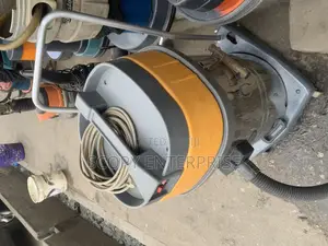 Industrial Vaccum Cleaner Dust and Sand 80 Liters