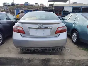 Toyota Camry 2009 Silver