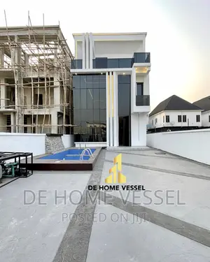 5bdrm Duplex in Lekki for sale