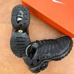 *Nike Airmax Tn Plus Triple Black*