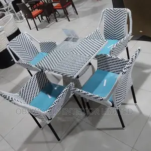 Outdoor Pool Side Restaurant Dining Set With 4 Chairs