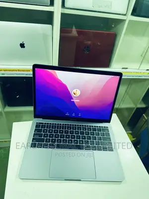 Laptop Apple MacBook Pro 2017 8GB Intel Core I5 SSD 128GB
