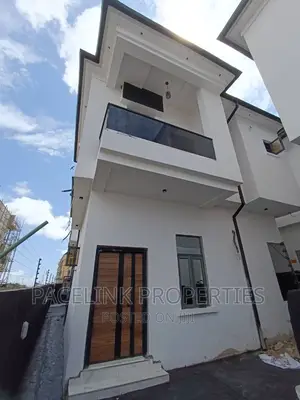 4bdrm Duplex in Ilaje / Lekki for sale