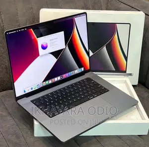 Laptop Apple MacBook Pro 2021 M1 16GB Apple M1 Pro SSD 512GB