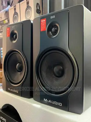 M Audio BX8 D2 Powered Studio Monitors