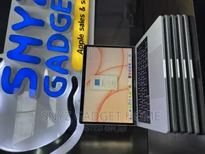Laptop Apple MacBook Pro 2018 16GB Intel Core I5 SSD 500GB