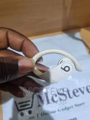 Powerbeats Pro Replacement Ear Left