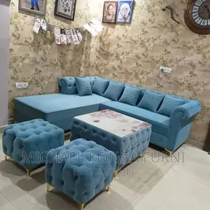 Chesterfield L Shape With Puff