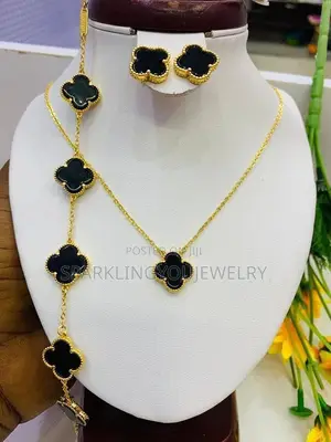 Vca Jewelry Set