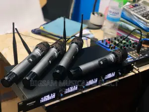 4in1 SHURER UGX 5 Wireless Professional MICROPHONE
