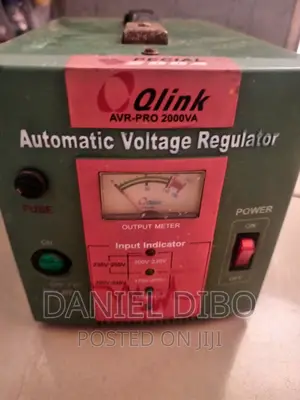 Qlink Avr PRO 2000va