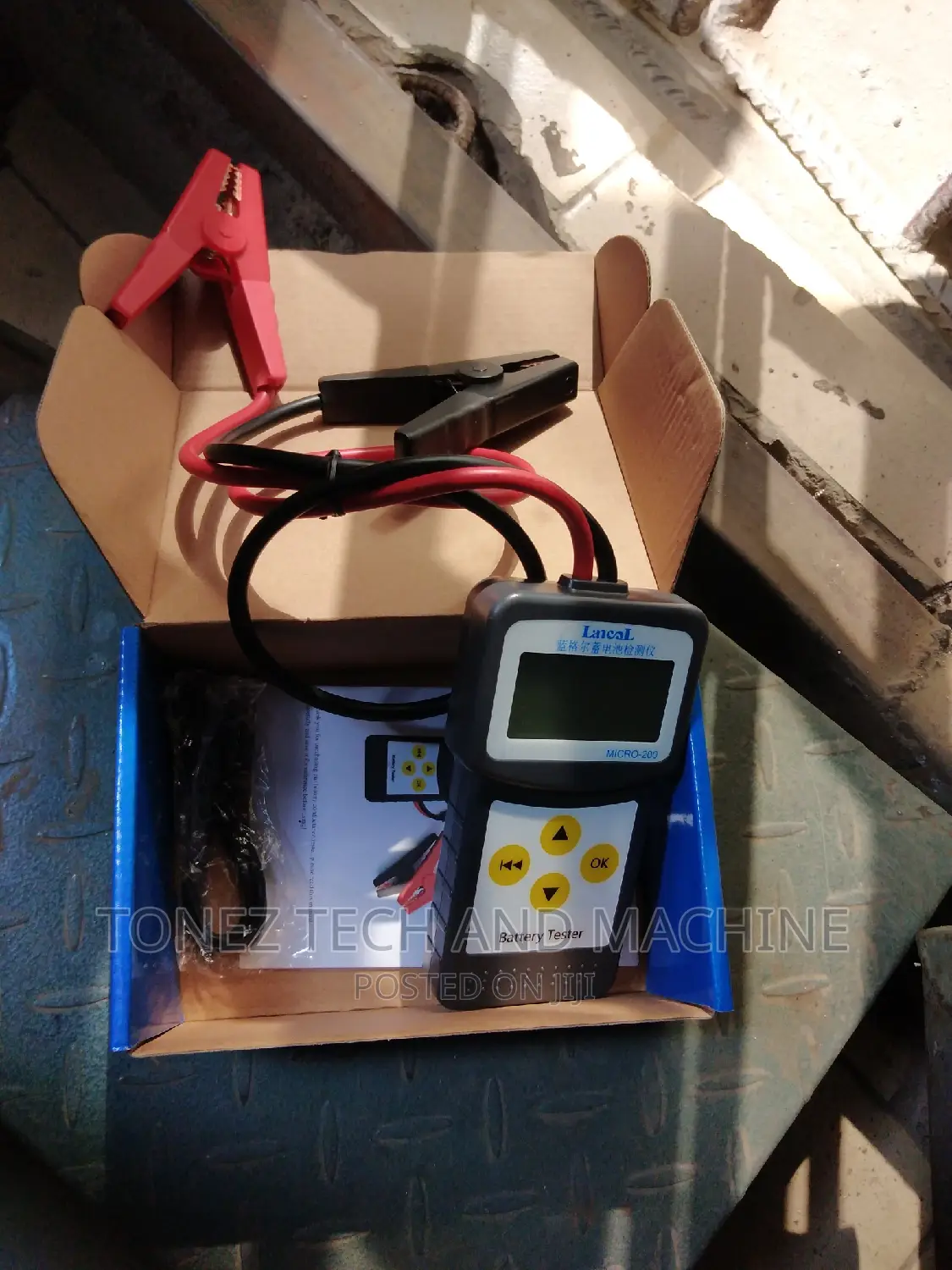 Digital Battery Tester