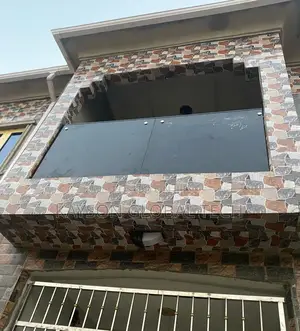 Frameless Glass With Holder