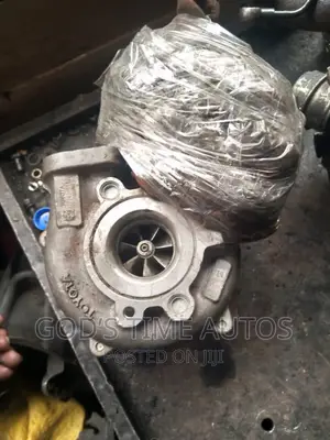Toyota Hilux Engine Turbocharger 2GD Diesel 2017/18