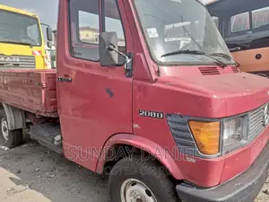 Mercedes Benz Pick Up Truck 208 Tokunbo