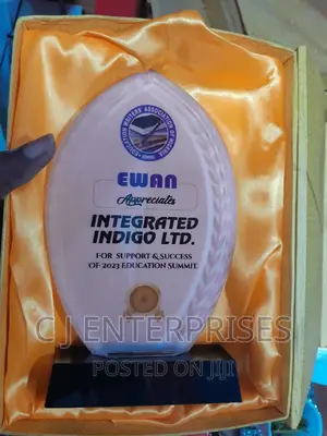 Glass Award Plaque B903