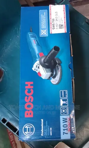 Bosch 4.5 Inches Angle Grinder (GWS 710W)