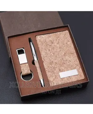 Wood Grain Pen, Keyholder and A5 Notepad Executive Gift