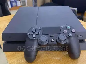Playstation 4 UK Used ( Fat)