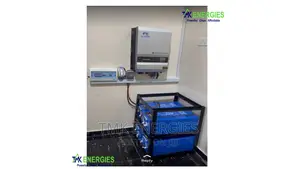 Solar Installation With 4 Batteries And 8 Panel