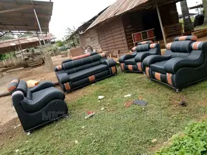 7 Seater Classic Leather Sofa