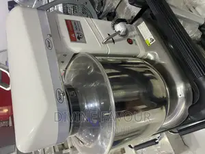 Table Top 7L Cake Mixer