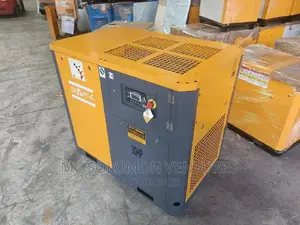 22kw Industrial Screw Air Compressor Soundproof
