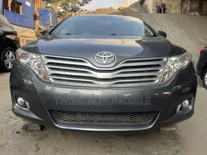 Toyota Venza V6 AWD 2010 Gray
