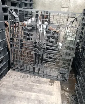 Very Strong Pallet Plastic 1m By3ft