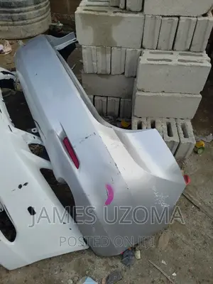 Complete Back Bumper Toyota Venza 2010 Model