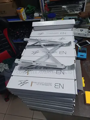 Universal Laptop Stand